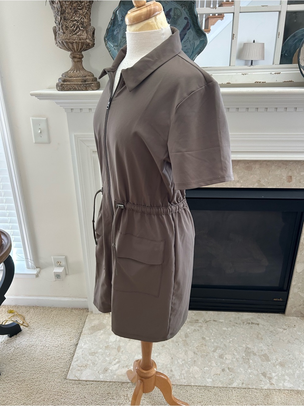 Beyond Yoga Neutral Zip Hoodie Jacket in Taupe - Picture 5 of 9